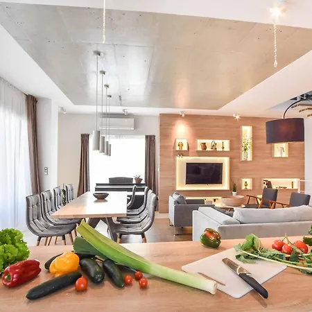 Light Star I Kaštela