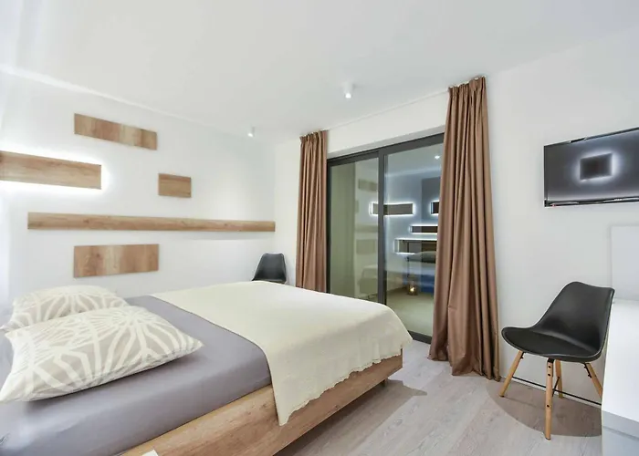 Light Star I Villa