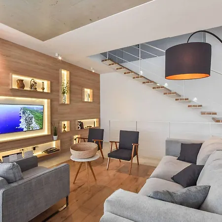 Light Star I Villa