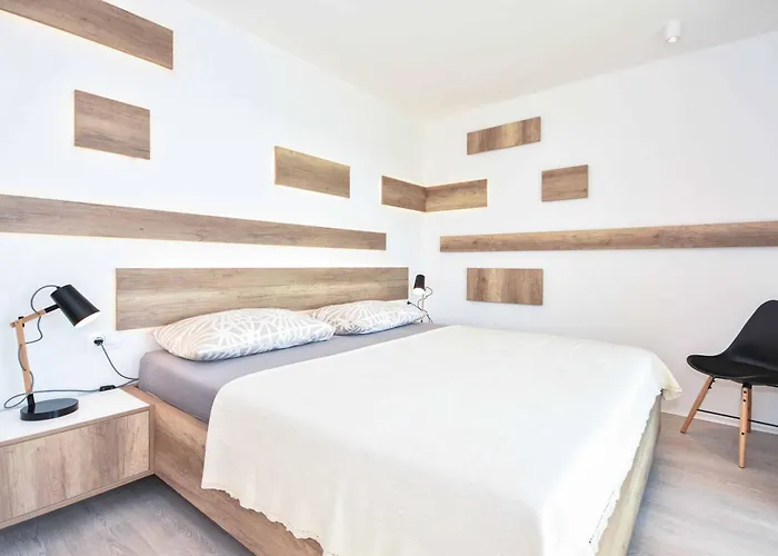 Light Star I Villa Kaštela