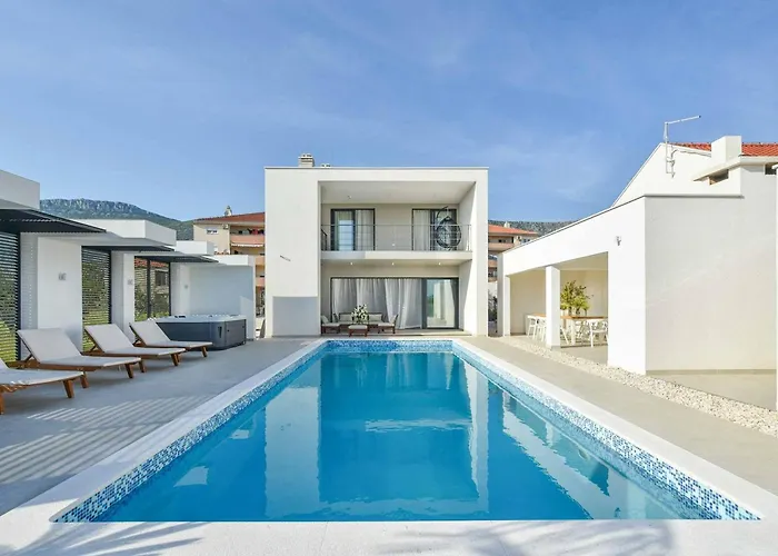 Light Star I Villa Kaštela