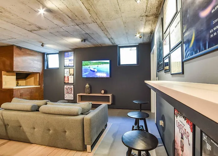 Villa Light Star I *